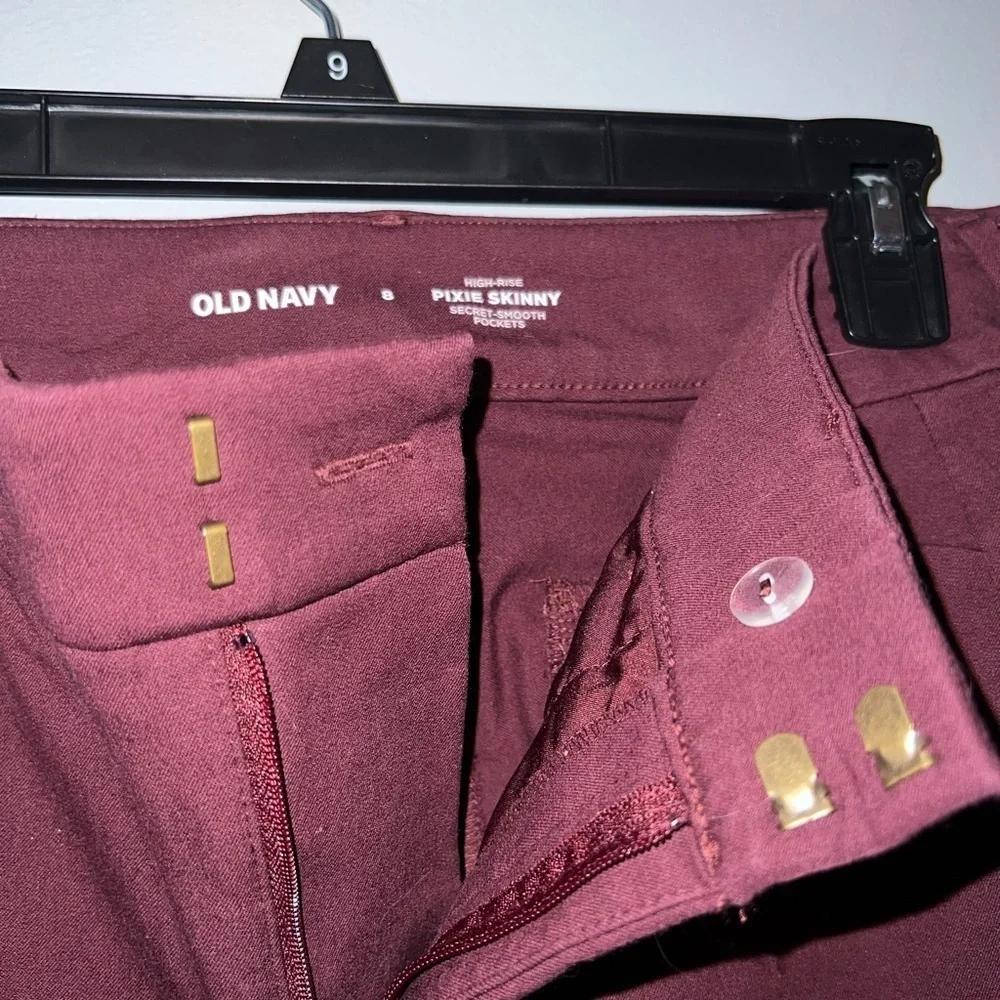 Old Navy Women's High Waisted Pixie Skinny Ankle Pants - Picture 4 of 10